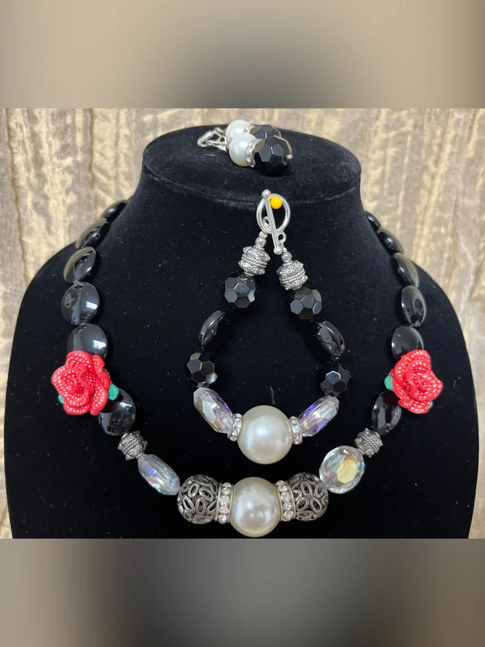 Black Bead Necklace Set with Red Rose Accents and Pearl Details